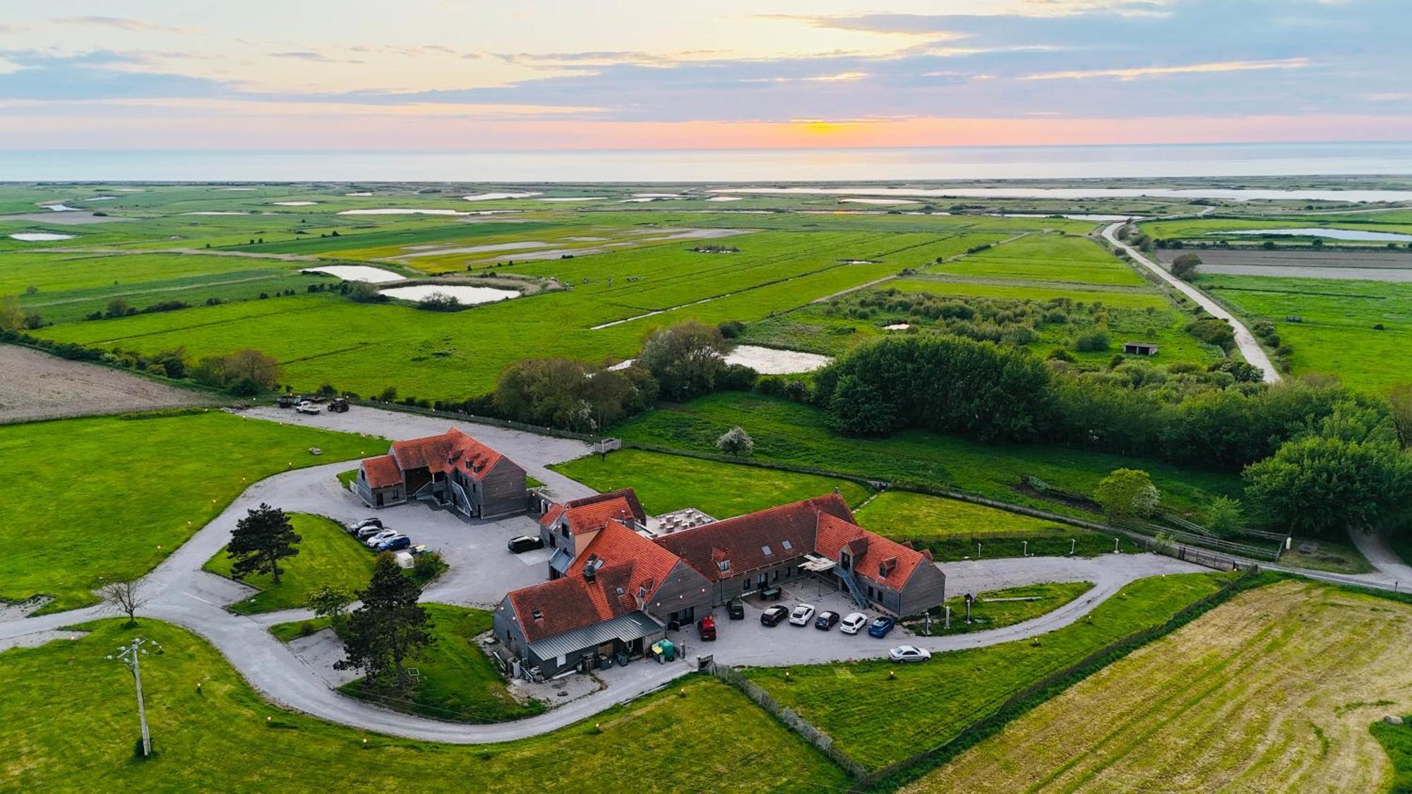 Domaine De La Mer Woignarue Exterior photo